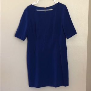 Super comfortable and professional Tahari dress